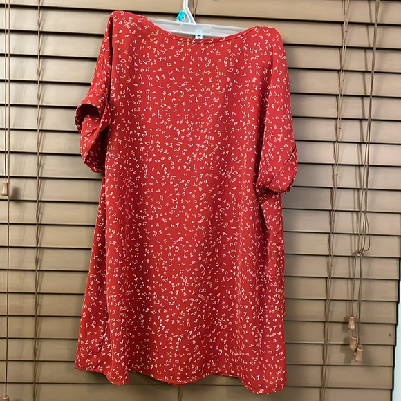 Top - Picture 3 of 3